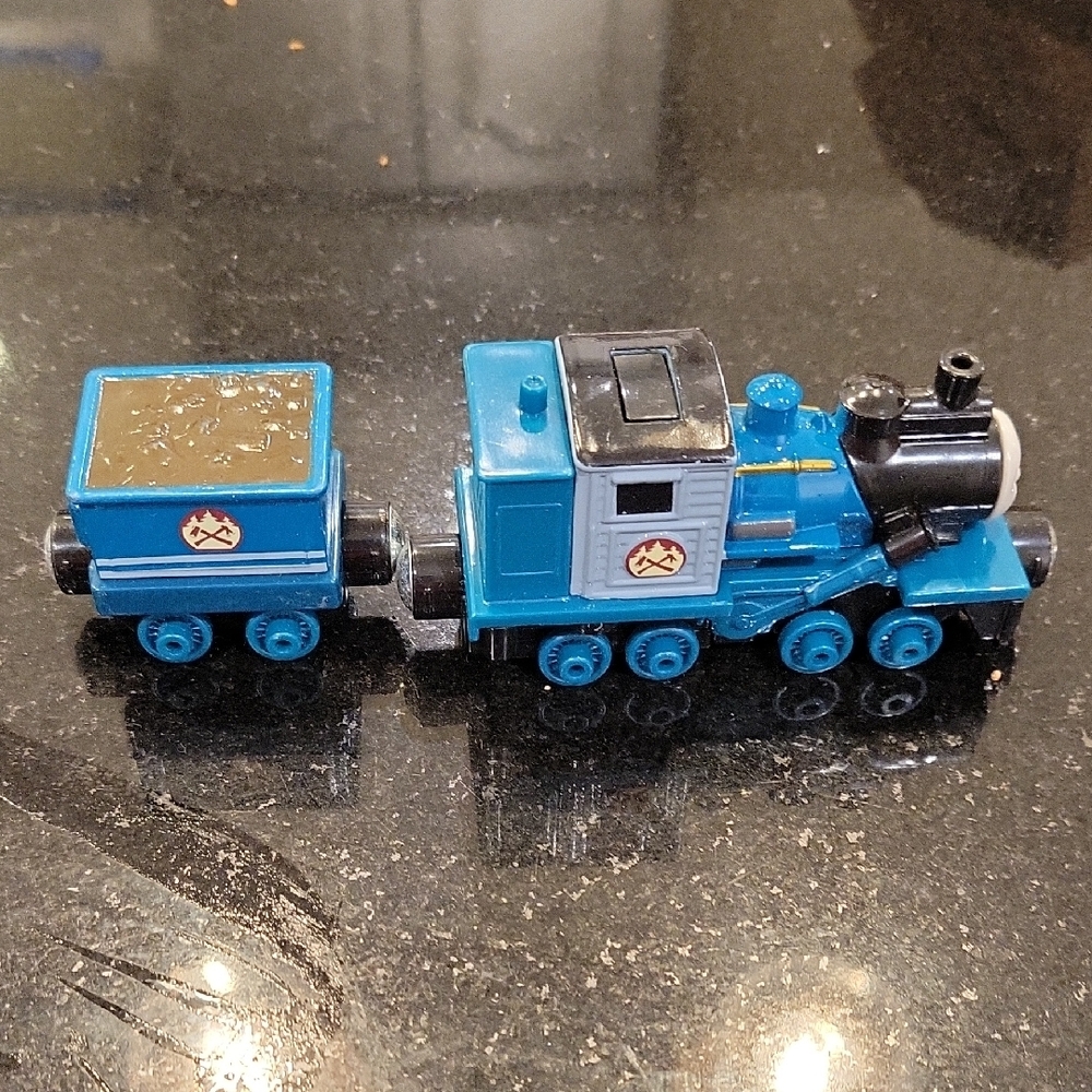 Thomas & Friends Blue and Black Die-Cast Train Set